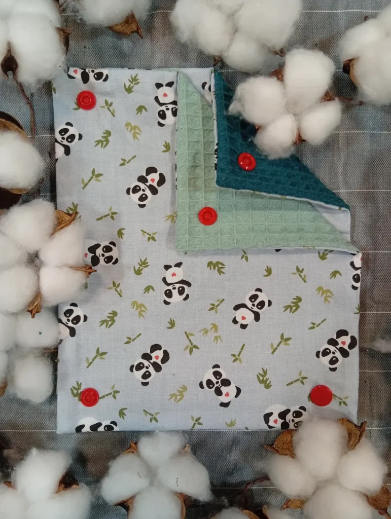 Joli essuie-tout lavable en éponge nid d'abeille motif pour enfant panda bambou - Cousu Mel Le Havre
