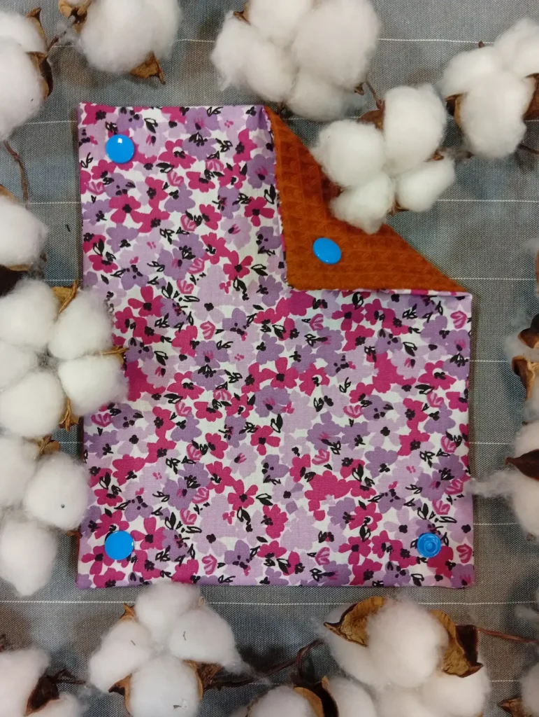 Joli essuie-tout lavable en éponge nid d'abeille motifs à fleurs Simone - Cousumel Le Havre