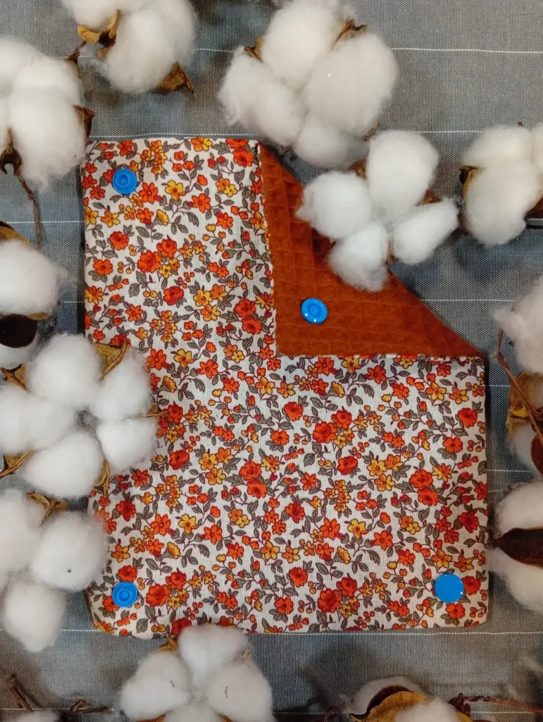 Joli essuie-tout lavable en éponge nid d'abeille motifs à fleurs Zélie - Cousumel Le Havre