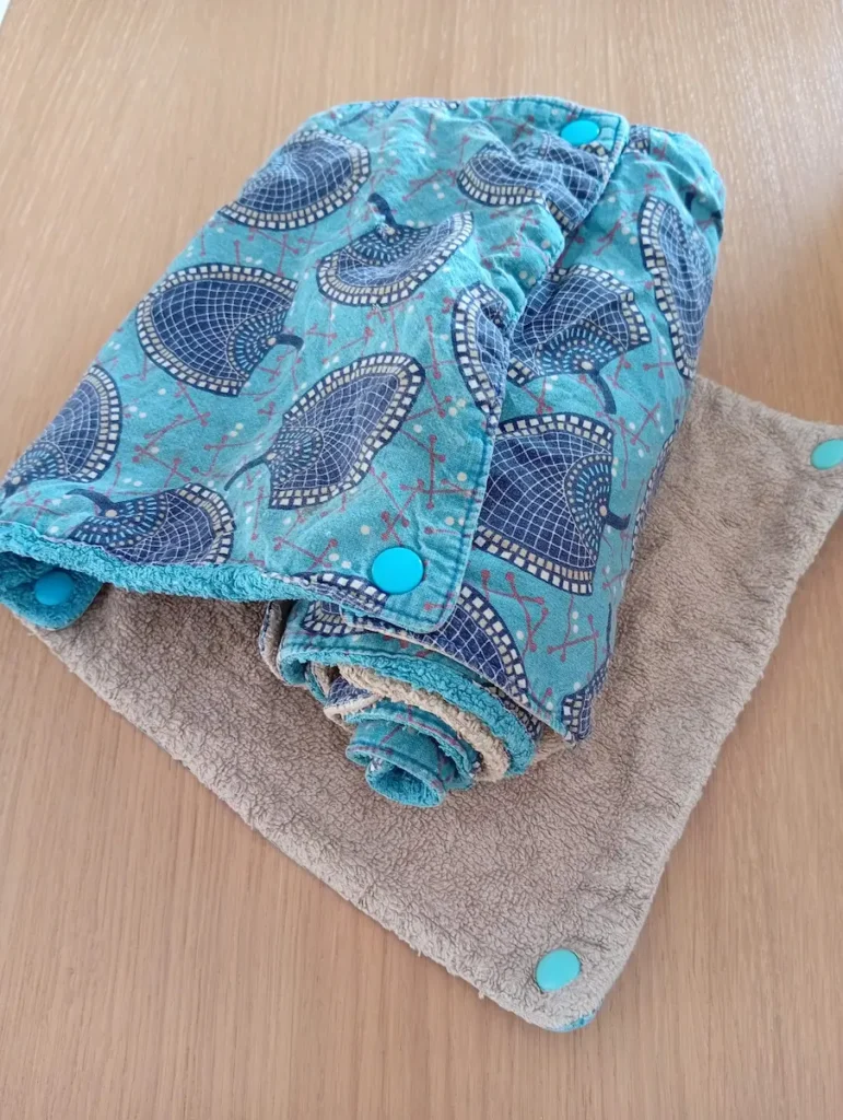 accessoire zero décher fait main : rouleau de serviettes de table wax et éponge que ma belle-mère m'a offert à Noël.